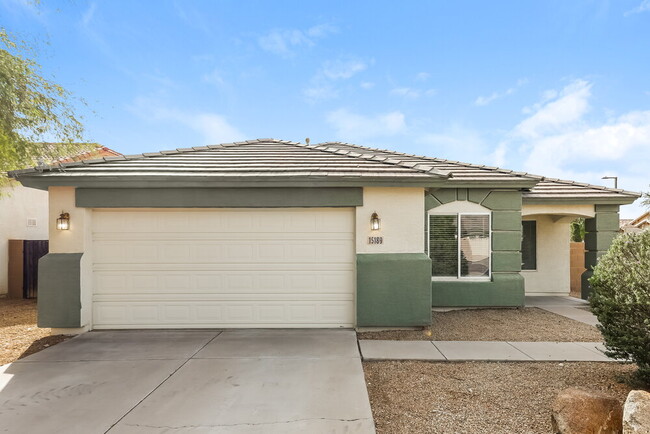 15189 W Woodlands Ave