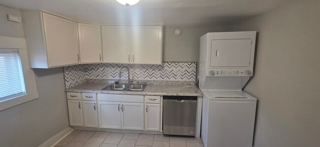 property at 712 40th St