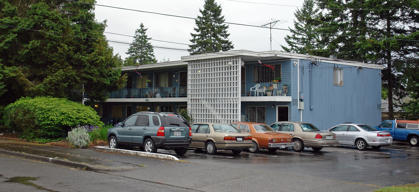 301 S 82nd St in Tacoma, WA - Building Photo