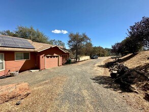 22862 Big Oak Vly Dr in Smartsville, CA - Building Photo - Building Photo