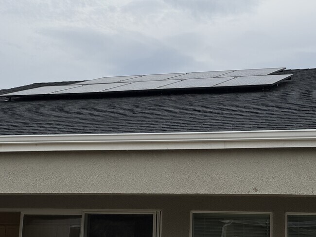 7419 Castle Dr in Bakersfield, CA - Building Photo - Building Photo