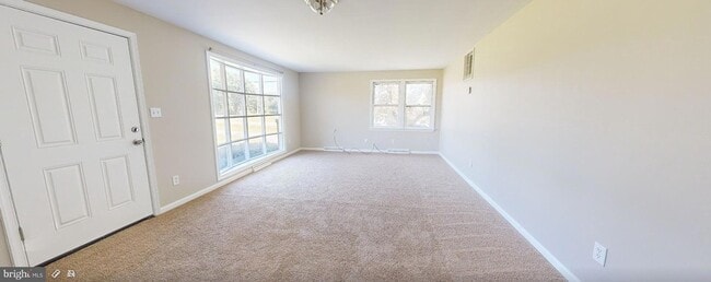 10879 Clarksville Pike in Columbia, MD - Building Photo - Building Photo