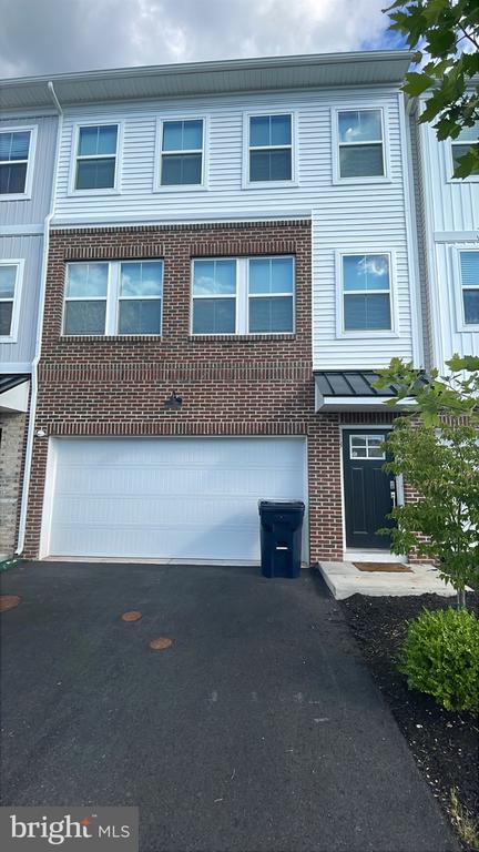 property at 113 Four Leaf Dr