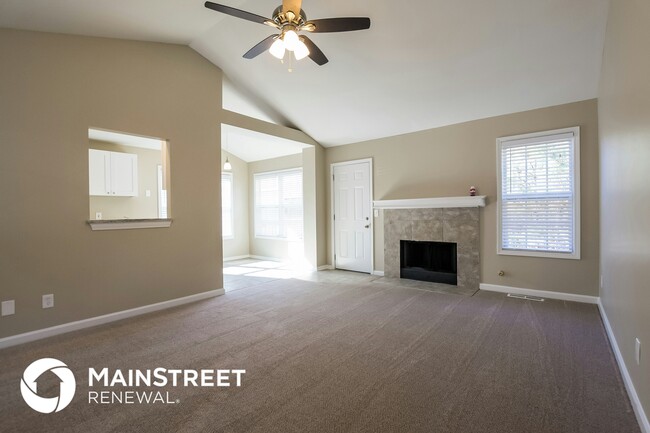 7884 Mulberry Way in Douglasville, GA - Foto de edificio - Building Photo