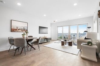 620 Palisade Ave in Jersey City, NJ - Building Photo - Building Photo