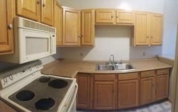 224 Randolph St in Waterloo, IA - Building Photo - Building Photo