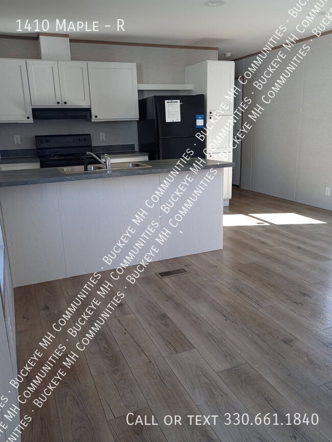 property at 1410 Maple St