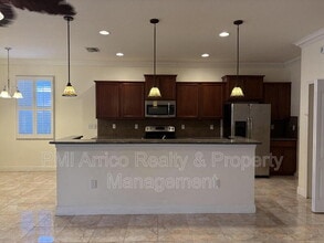 8611 Olive Moss Ct in Riverview, FL - Building Photo - Building Photo