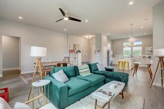 121 Naalehu Ct in Bastrop, TX - Building Photo - Building Photo