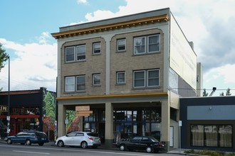 Mattsonian Apartments in Portland, OR - Building Photo - Building Photo