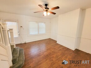 5734 N Lambert St in Philadelphia, PA - Building Photo - Building Photo