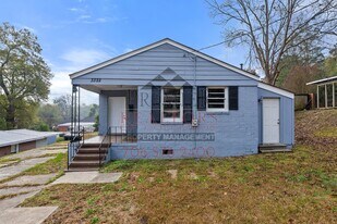 3322 10th St in Columbus, GA - Building Photo