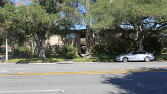 1341 E Orange Grove Blvd Apartments