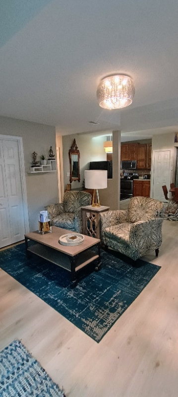 property at 906 Bitterfield Dr