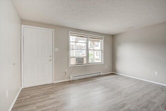 Johnson Road Apartments in Chambersburg, PA - Foto de edificio - Building Photo