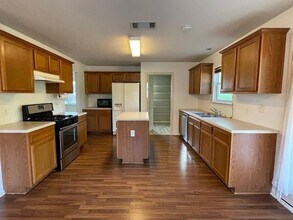 2505 Winslow Dr in Leander, TX - Building Photo - Building Photo