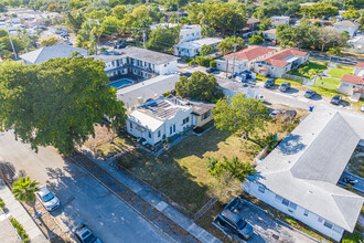 1837 Dewey St in Hollywood, FL - Building Photo - Building Photo