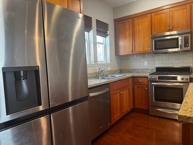 1905 Aberdeen Ln in Mountain View, CA - Building Photo - Building Photo