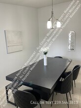 11620 Navarro Way in Ft. Myers, FL - Building Photo - Building Photo