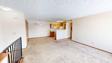 5399 Cypress Chase in Columbus, OH - Building Photo - Building Photo