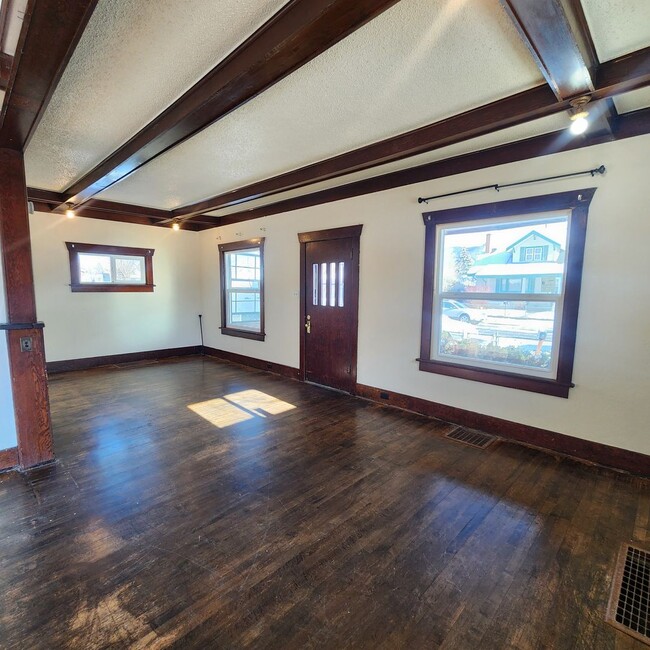 2039 S Arizona St in Butte, MT - Building Photo - Building Photo