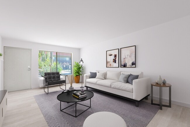 Vista Pines in El Cajon, CA - Building Photo - Building Photo