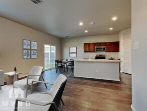 12919 Cicely Ct in Saint Hedwig, TX - Building Photo - Building Photo