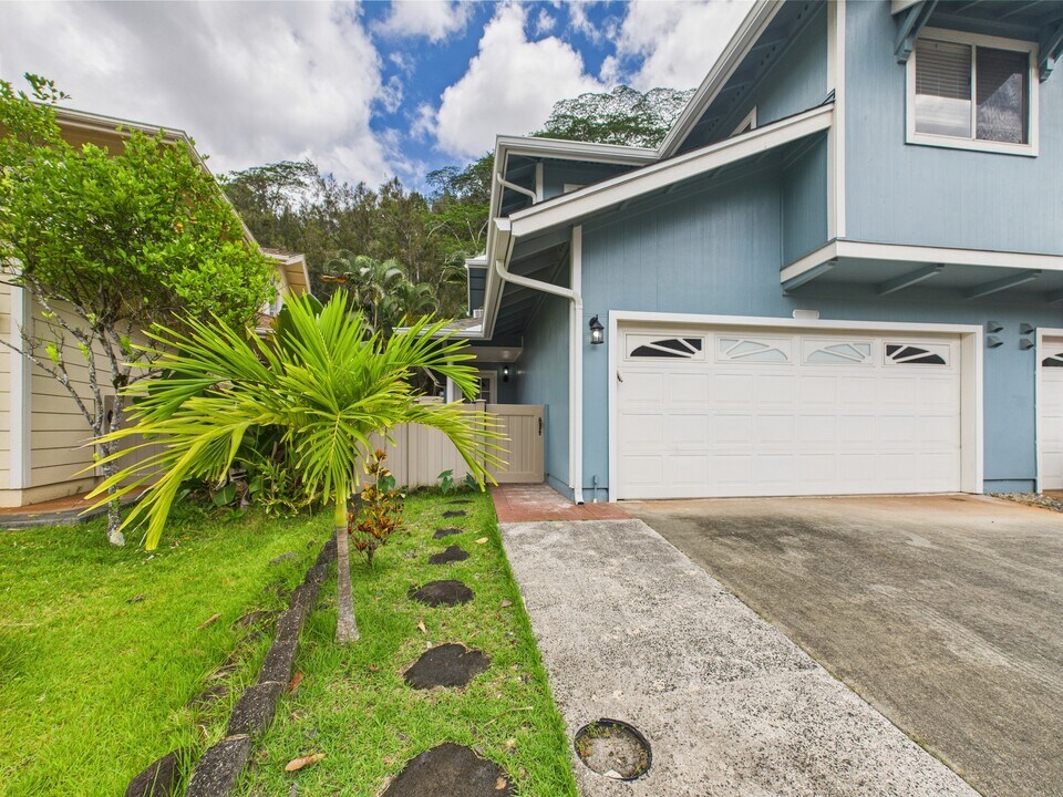 95-1063-1063 Wikao St in Mililani, HI - Building Photo