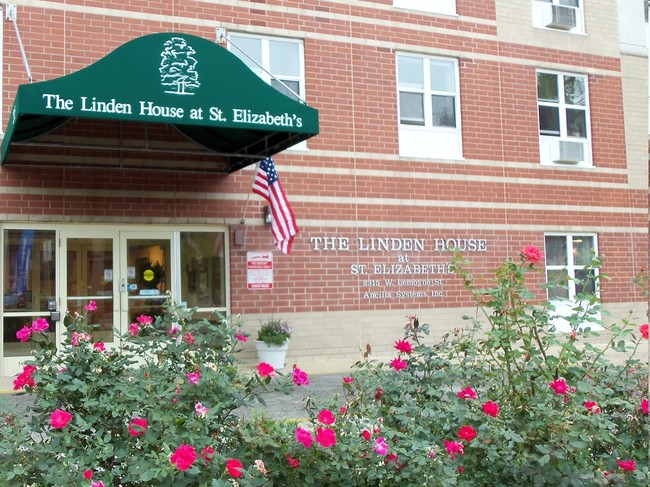 The Linden House at St. Elizabeth's in Chicago, IL - Building Photo - Building Photo