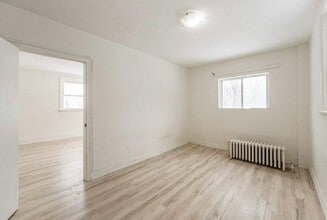 138 Allanburg Rd in Thorold, ON - Building Photo - Building Photo