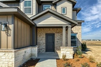 4013 Lecroy Ct in Midlothian, TX - Building Photo - Building Photo