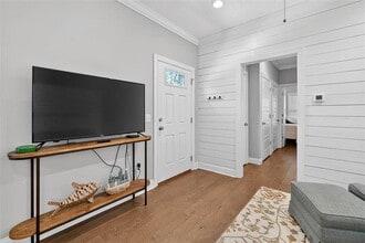 301 3rd Ave in St. Simons Island, GA - Building Photo - Building Photo