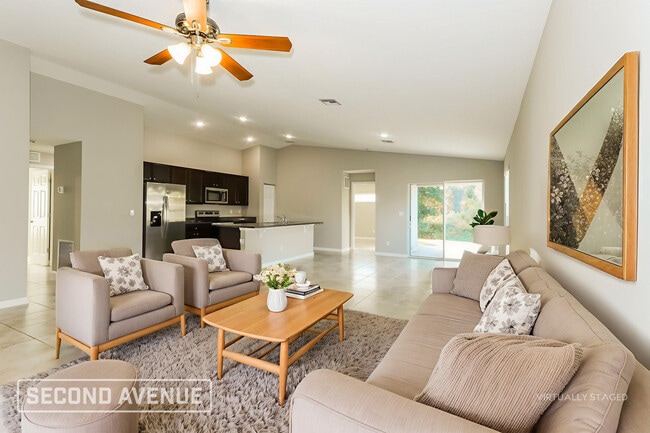 1426 Paramount Ave SE in Palm Bay, FL - Building Photo - Building Photo