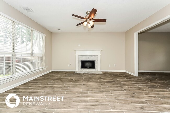 176 Pine Branch Dr in Stockbridge, GA - Building Photo - Building Photo