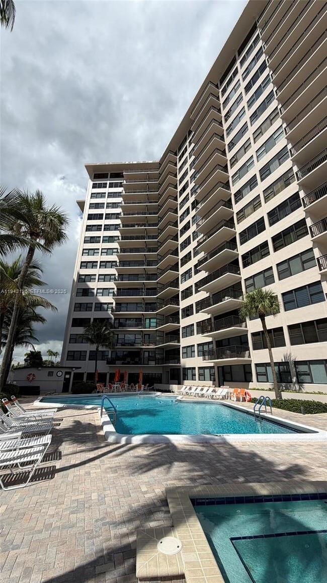 3800 Galt Ocean Dr in Fort Lauderdale, FL - Building Photo - Building Photo