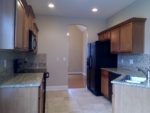 4013 Lilac Ln in Spring Hill, TN - Building Photo - Building Photo