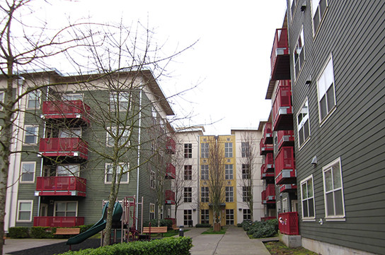 Z_Esperanza Court in Portland, OR - Foto de edificio