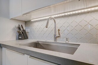 334 Santana Row in San Jose, CA - Building Photo - Building Photo