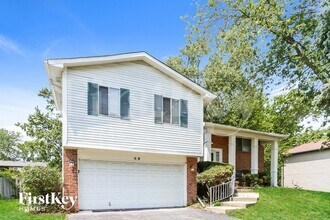 48 Cloverleaf Rd in Matteson, IL - Building Photo - Building Photo