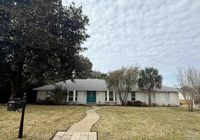 2371 Connell Dr in Pensacola, FL - Building Photo - Building Photo