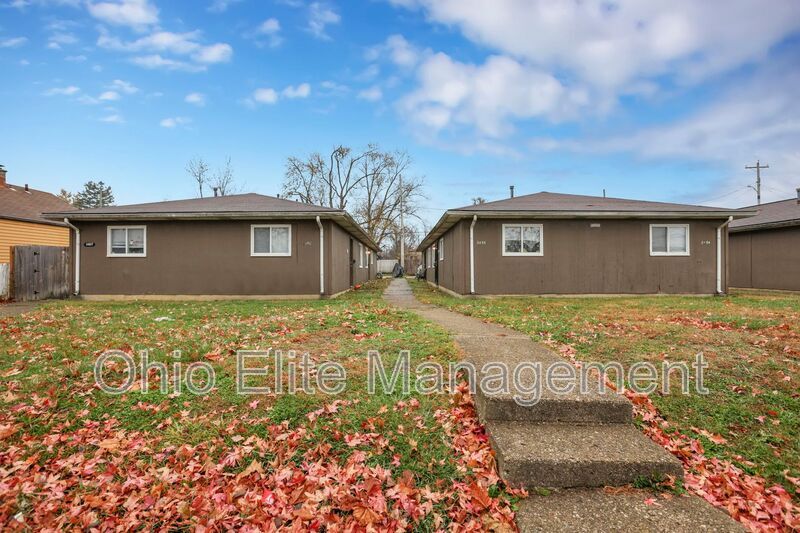 2460 Hiawatha St in Columbus, OH - Building Photo