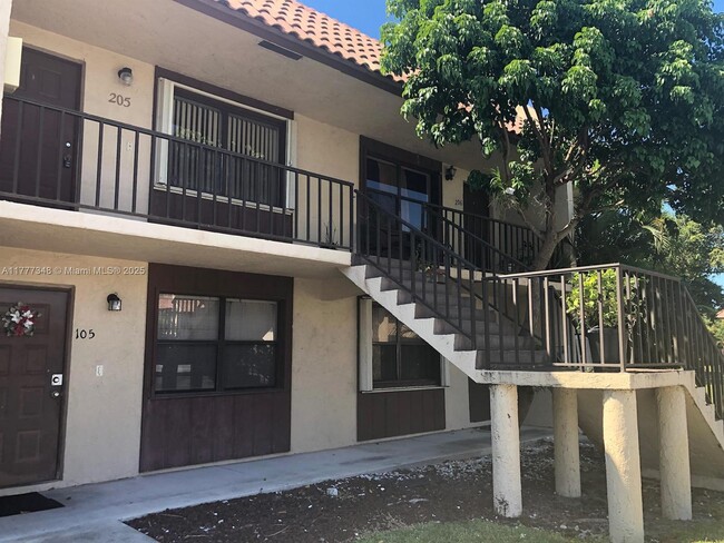 5987 Forest Hill Blvd, Unit 205 in West Palm Beach, FL - Building Photo - Building Photo