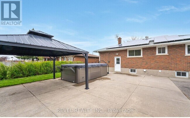 283 Porter St in Oshawa, ON - Building Photo - Building Photo