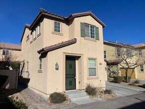 2412 Briggsdale Avenue in North Las Vegas, NV - Building Photo - Building Photo