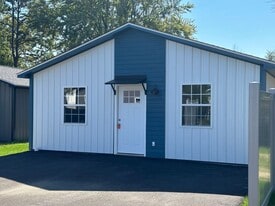 113 Evergreen Pl in Poplar Bluff, MO - Building Photo