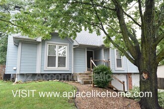 15112 W 122nd Terrace in Olathe, KS - Building Photo - Building Photo