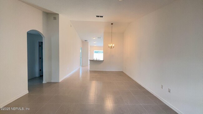 4 Llobell Pl in Palm Coast, FL - Building Photo - Building Photo