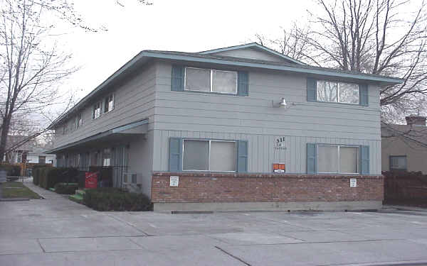 311 E Taylor St in Reno, NV - Foto de edificio