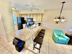 22523 Westchester Blvd in Port Charlotte, FL - Foto de edificio - Building Photo