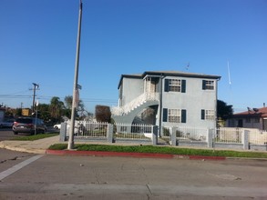 1457 W 84th Pl in Los Angeles, CA - Building Photo - Building Photo